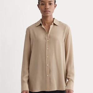 Everlane THE MUST-HAVE SHIRT IN WASHABLE SILK